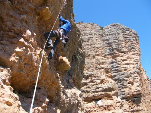 Jep pujant de segon el 6 llarg de 6b