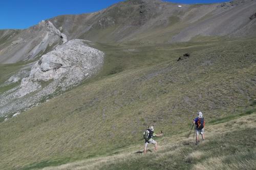Pujant per la solitària vall