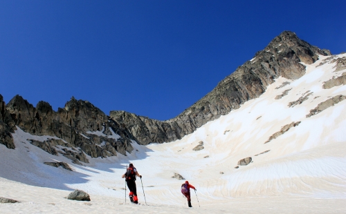 molta neu encara sota el Comaloforno i els Besiberris