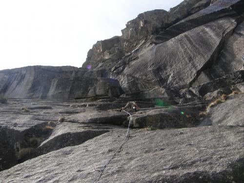 Pitu al s.Afrikan Wall, via Profiteroles (6a+)