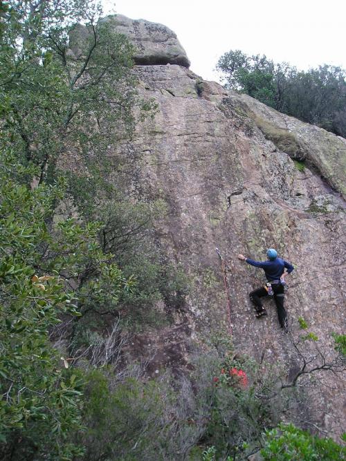 En Carles escalant el 